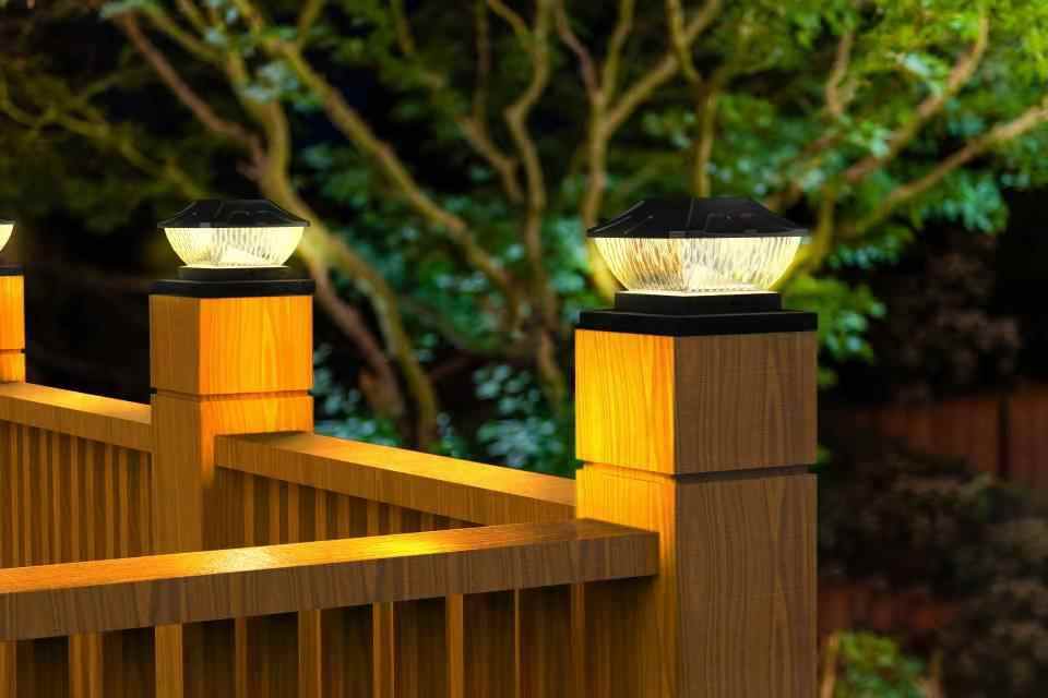 How Does a Solar Post Cap Light Improve Outdoor Lighting and Fence Safety?